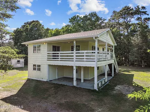 Exterior - 121 Noahs Ln, Point Harbor, NC 27964 photo 2 of 8