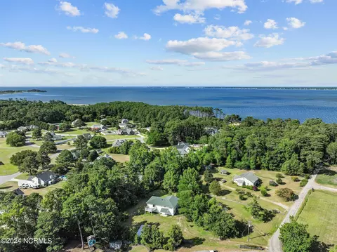 View/Area - 121 Noahs Ln, Point Harbor, NC 27964 photo 8 of 11