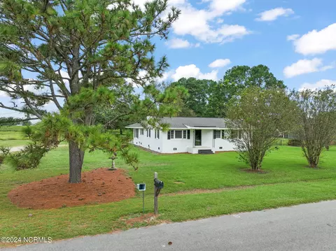 218 Francis Dr, Dunn, NC 28334