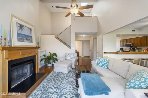 Living - 436 Widgeon Dr, Hampstead, NC 28443 photo 1 of 1