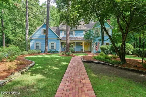 126 James Creek Rd, Southern Pines, NC 28387