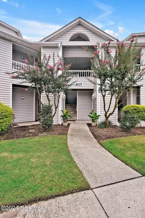 4117 Breezewood Dr #203, Wilmington, NC 28412