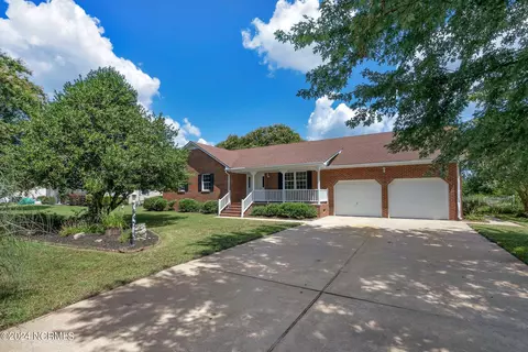 404 Everett Dr, Elizabeth City, NC 27909
