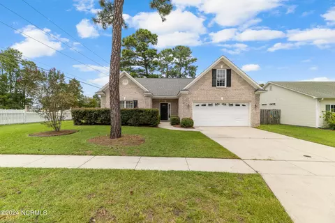 998 Ashland Way, Leland, NC 28451