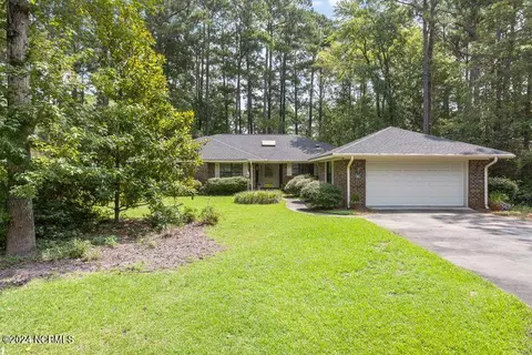 26 Carolina Shores Pkwy, Carolina Shores, NC 28467