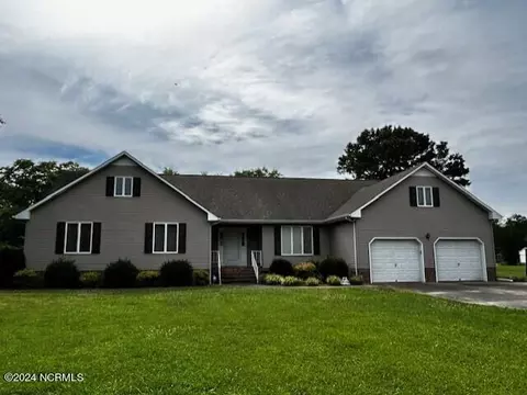 206 Scotland Dr, Elizabeth City, NC 27909