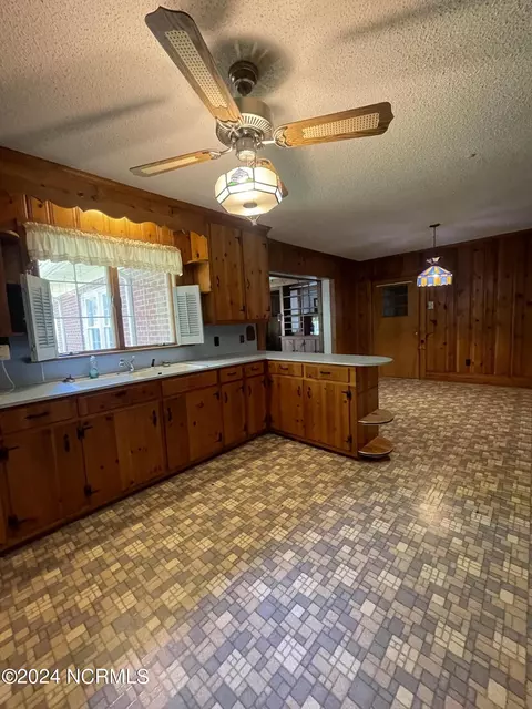 Kitchen - 202 E Vance St, Williamston, NC 27892 photo 3 of 3