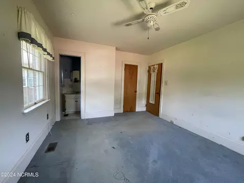 Bedroom - 202 E Vance St, Williamston, NC 27892 photo 6 of 6