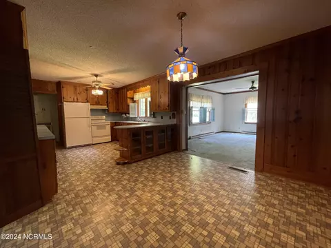 Other - 202 E Vance St, Williamston, NC 27892 photo 6 of 12