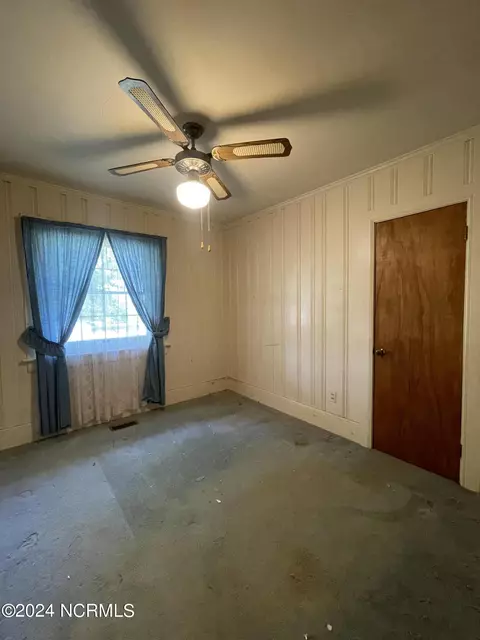 Bedroom - 202 E Vance St, Williamston, NC 27892 photo 1 of 6