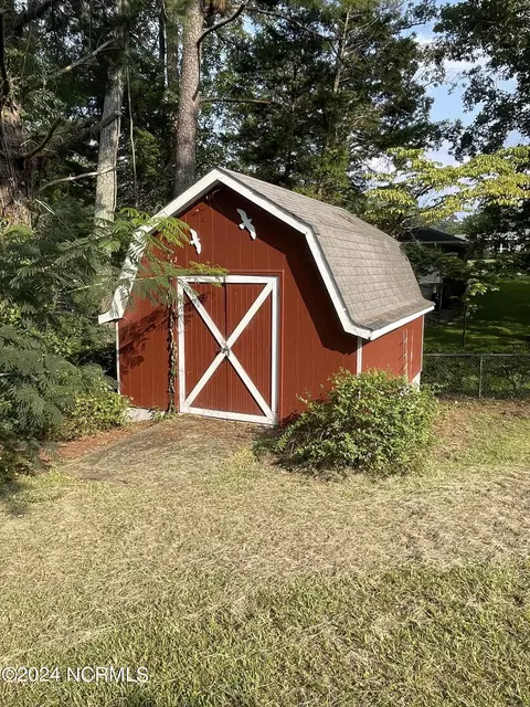 Other - 202 E Vance St, Williamston, NC 27892 photo 4 of 12