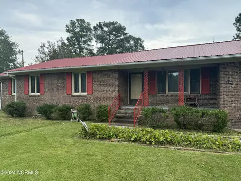 128 Farmers Chemical Rd, Cofield, NC 27922