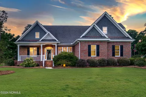185 Pilot House Dr, Wallace, NC 28466