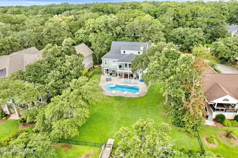 528 Twisted Oak Ln, Sunset Beach, NC 28468