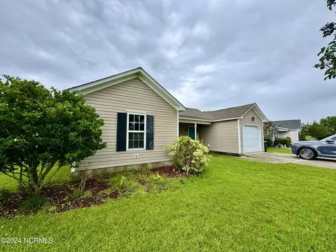 2641 Hastings Dr, Wilmington, NC 28411