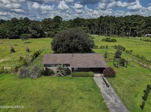 1208 Green Lewis Rd SE, Bolivia, NC 28422