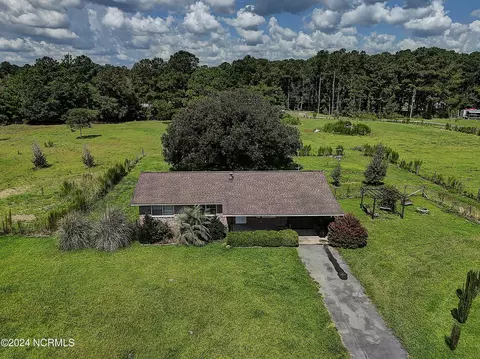 1208 Green Lewis Rd SE, Bolivia, NC 28422