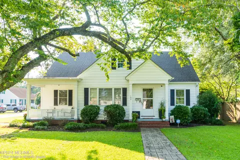 109 S Ashe St, Elizabeth City, NC 27909