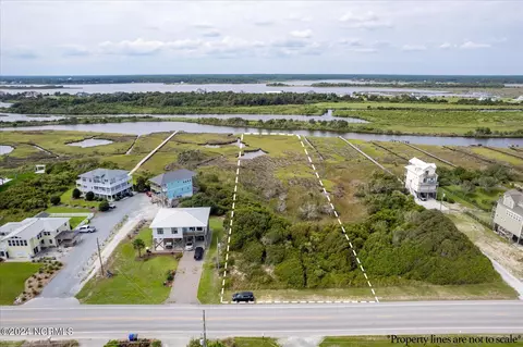3667 Island Dr, North Topsail Beach, NC 28460