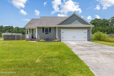 110 Laredo Dr, Jacksonville, NC 28540
