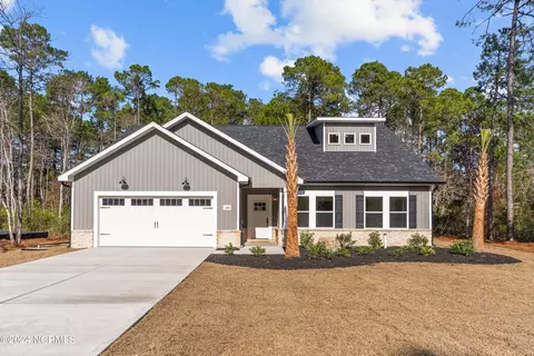 536 Briarwood Dr NW, Calabash, NC 28467