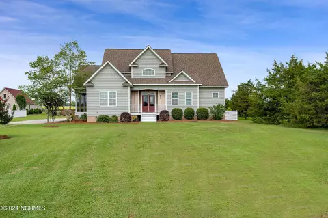 904 Abbott Farm Rd, Ayden, NC 28513