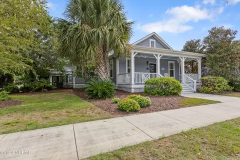 815 Cades Trl, Southport, NC 28461