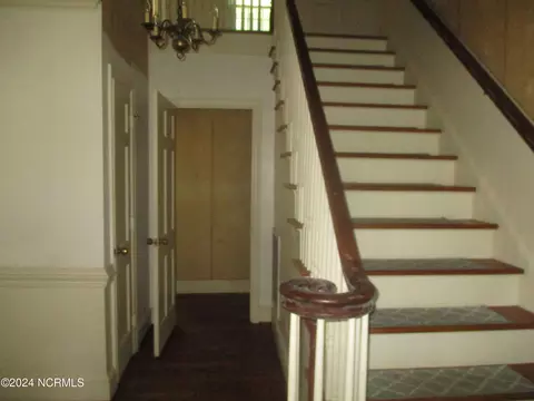 Entry Way - 547 S Fourth St, Macclesfield, NC 27852 photo 1 of 1