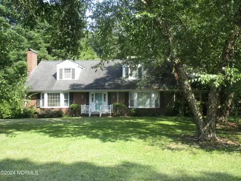 547 S Fourth St, Macclesfield, NC 27852