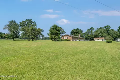 Exterior - 3270 Watha Rd, Willard, NC 28478 photo 3 of 3