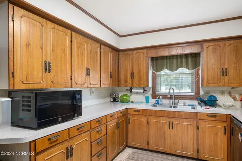 Kitchen - 3270 Watha Rd, Willard, NC 28478 photo 1 of 2