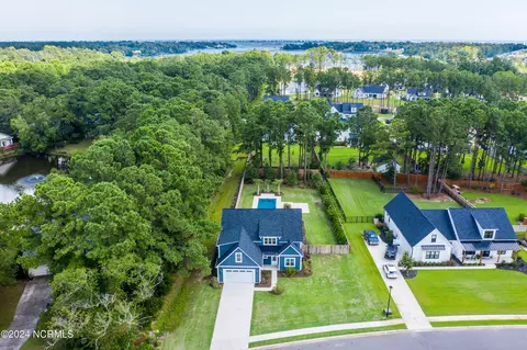 View/Area - 116 Stratford Pl, Hampstead, NC 28443 photo 8 of 14