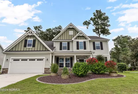 352 W Goldeneye Ln, Sneads Ferry, NC 28460