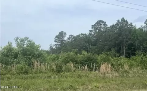 712 Old Kenly Rd, Pikeville, NC 27863