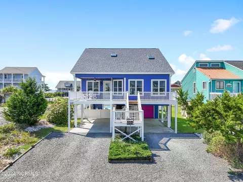 319 Brunswick Ave W, Holden Beach, NC 28462