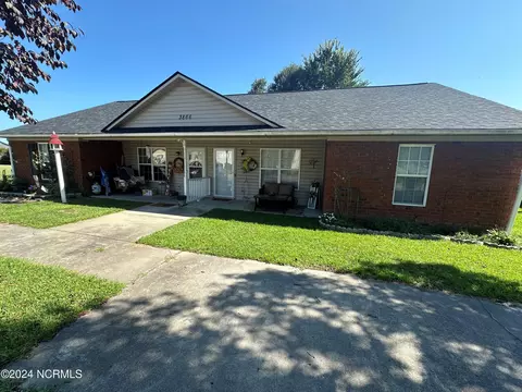 3866 W West Wilson St, Farmville, NC 27828