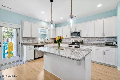 1012 E Arboria Dr, Hampstead, NC 28443 photo 13