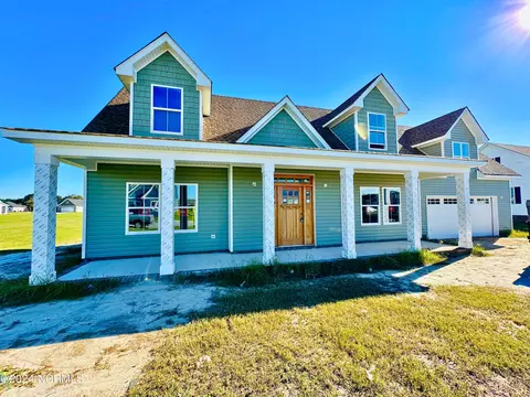 306 Genoa Dr, Elizabeth City, NC 27909