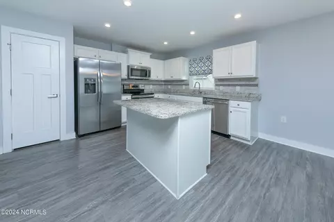 Kitchen - 103 Hidden View Loop, Moyock, NC 27958 photo 1 of 3