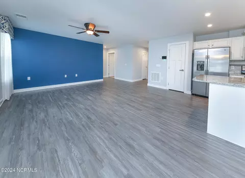 Living - 103 Hidden View Loop, Moyock, NC 27958 photo 3 of 5