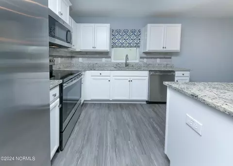 Kitchen - 103 Hidden View Loop, Moyock, NC 27958 photo 3 of 3