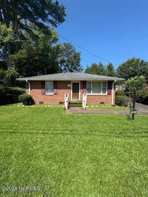 501 Blakewood St E, Wilson, NC 27893
