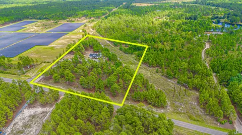 681 Hoffman Rd, West End, NC 27376 photo 5