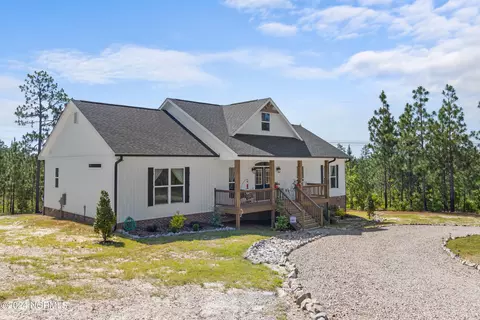 681 Hoffman Rd, West End, NC 27376 photo 2