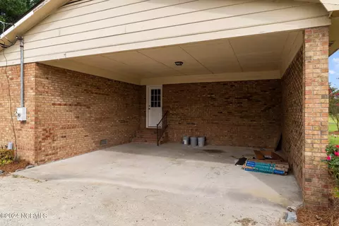 Exterior - 1343 Nc Hyw 102, Ayden, NC 28513 photo 4 of 6