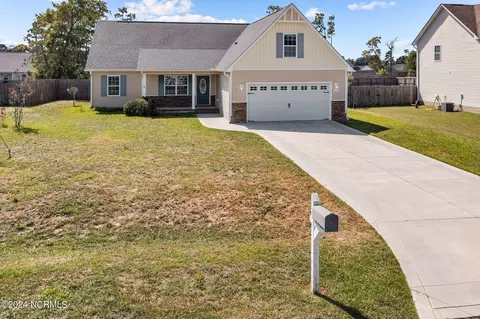 609 Parsley Dr, Hubert, NC 28539 photo 36