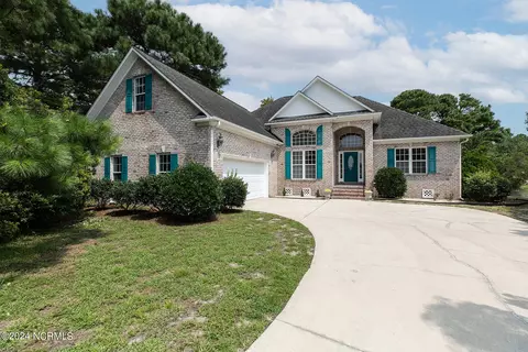 8401 Fiddlestick Way, Wilmington, NC 28412