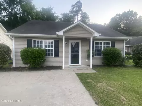 111 Shadowwood St, Elizabeth City, NC 27909