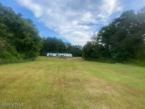 220 Boardwalk Dr, Rowland, NC 28383