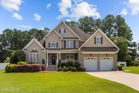 726 Butterfly Ct, Winterville, NC 28590